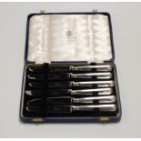 A cased set of six silver handled tea knives in Mappin & Webb case