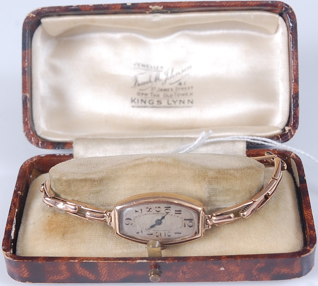 A 9ct yellow gold manual wind wristwatch, with sprung metal bracelet and oval discoloured Arabic - Image 3 of 3