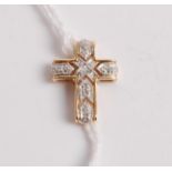 A modern 9ct gold and diamond highlight set cross pendant, 1.5g, 18mm