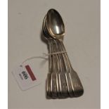 A set of six Victorian silver teaspoons, in the Fiddle pattern, 5oz