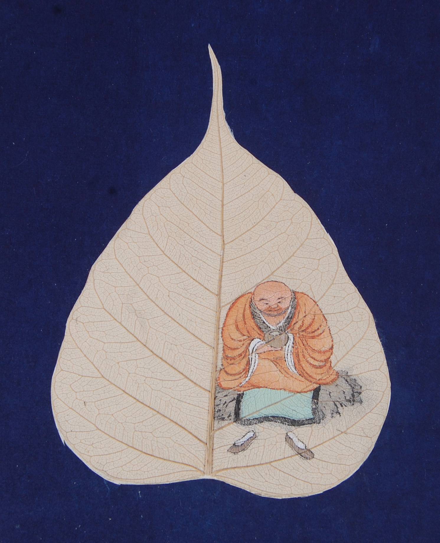 An album of Bodhi tree leaf paintings, containing eighteen gouache paintings depicting various - Image 17 of 21