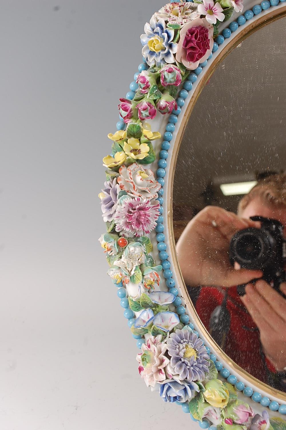 A 19th century Meissen porcelain easel dressing table mirror, the circular plate with ribbon - Image 4 of 6