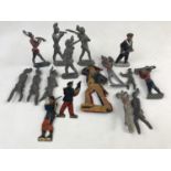 A small quantity of late 19th / early 20th Century die-cast and printed tinplate toy soldiers etc