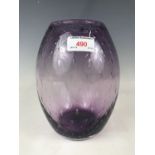An amethyst controlled bubble glass vase