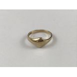 A 9ct gold contemporary signet ring, 2.3g