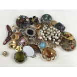 Vintage costume jewellery brooches, rings and earrings
