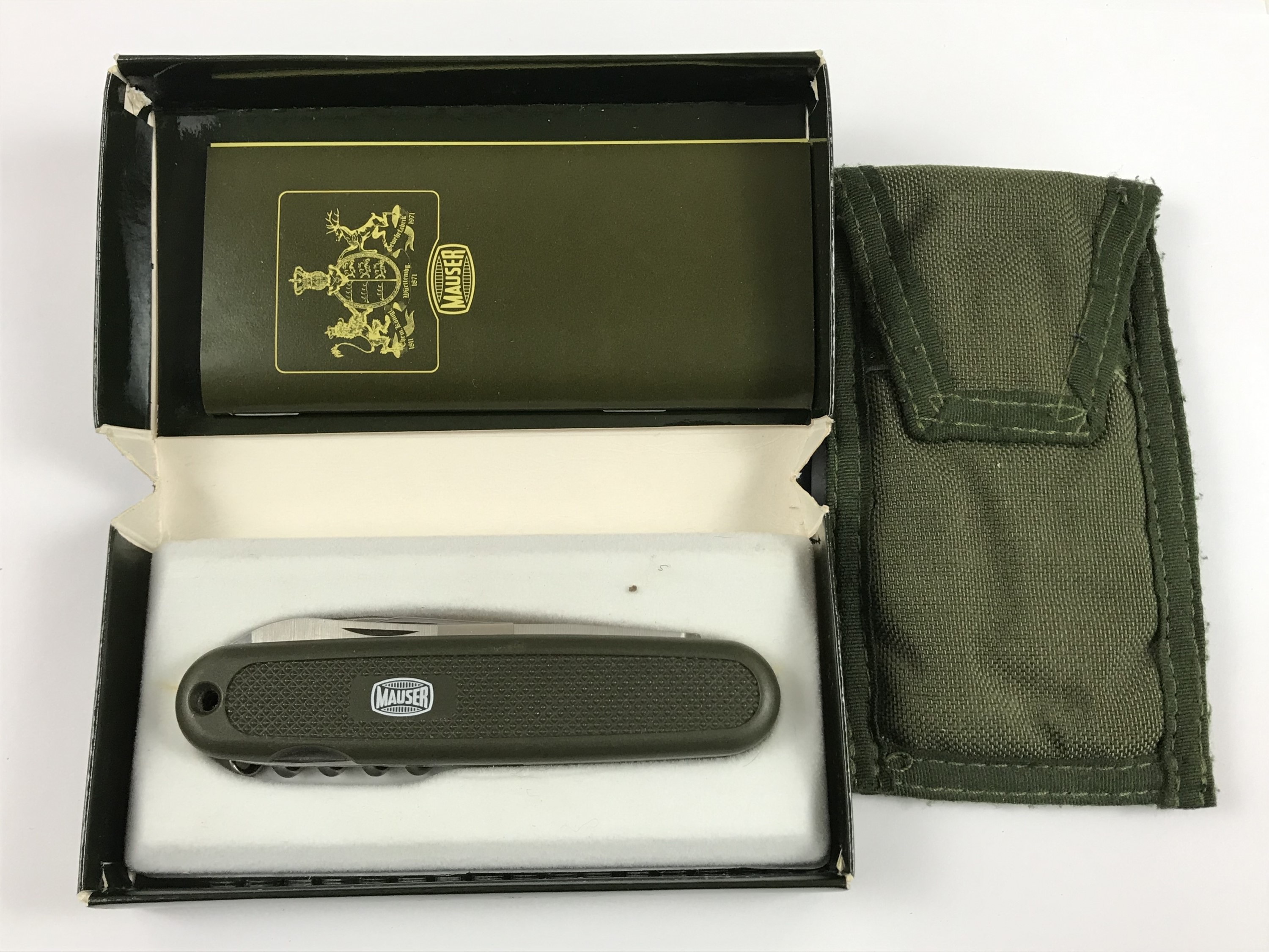 A cased Mauser Victorinox folding pocket knife