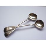 A pair of Victorian silver fiddle pattern salt spoons, Exeter, John Osment, 1840