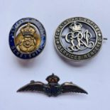 A Silver War Badge, RAF enamelled white metal sweetheart brooch and Derbyshire Veteran Reserve lapel