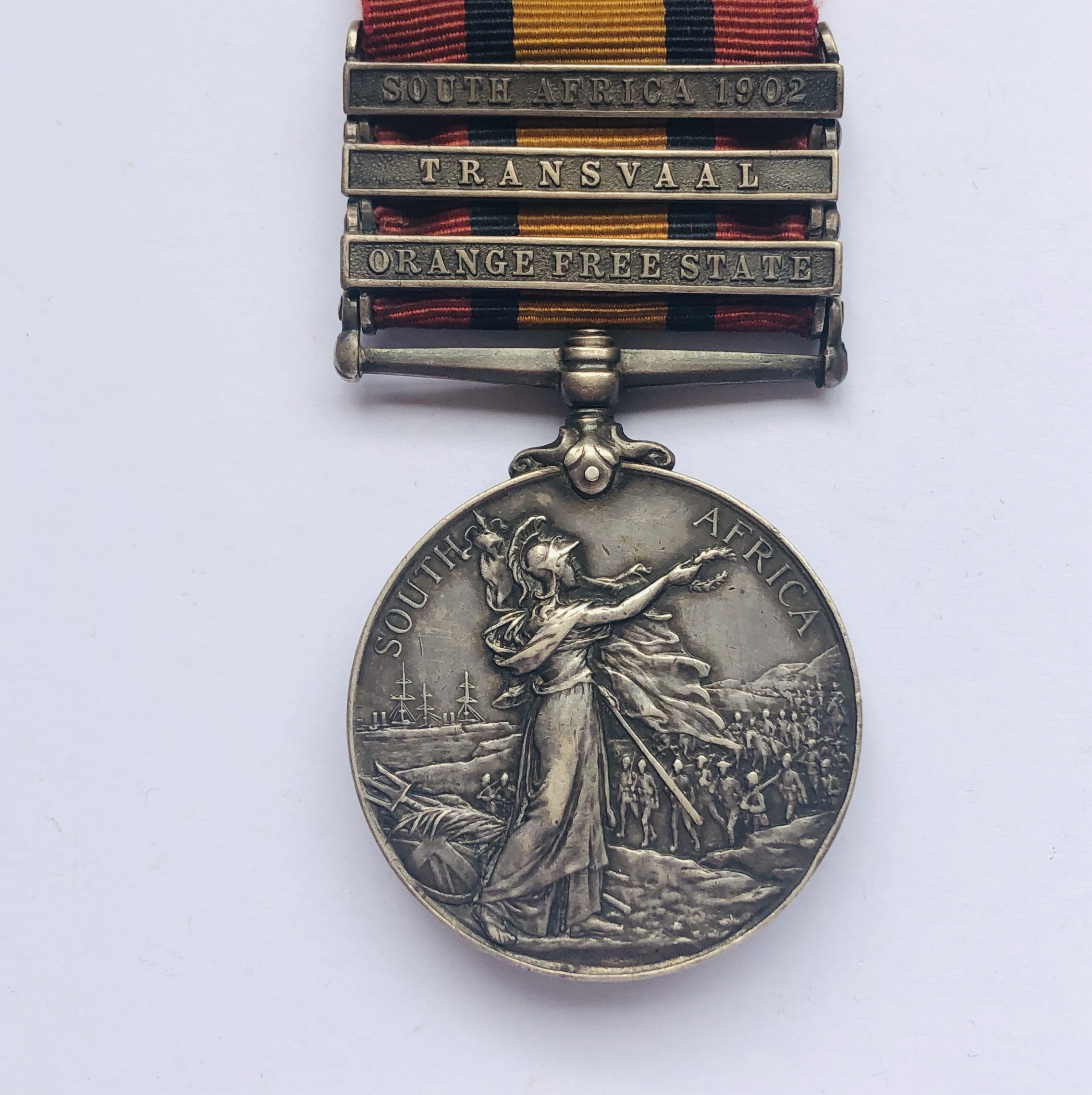 A Queen's South Africa Medal with three clasps to 3980 Pte J Fox, East Lancashire Regt - Image 2 of 3