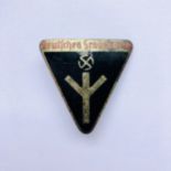 A German Third Reich Deutsches Frauenwerk member's badge