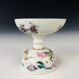 An 18th Century Chinese famille rose porcelain eye bath