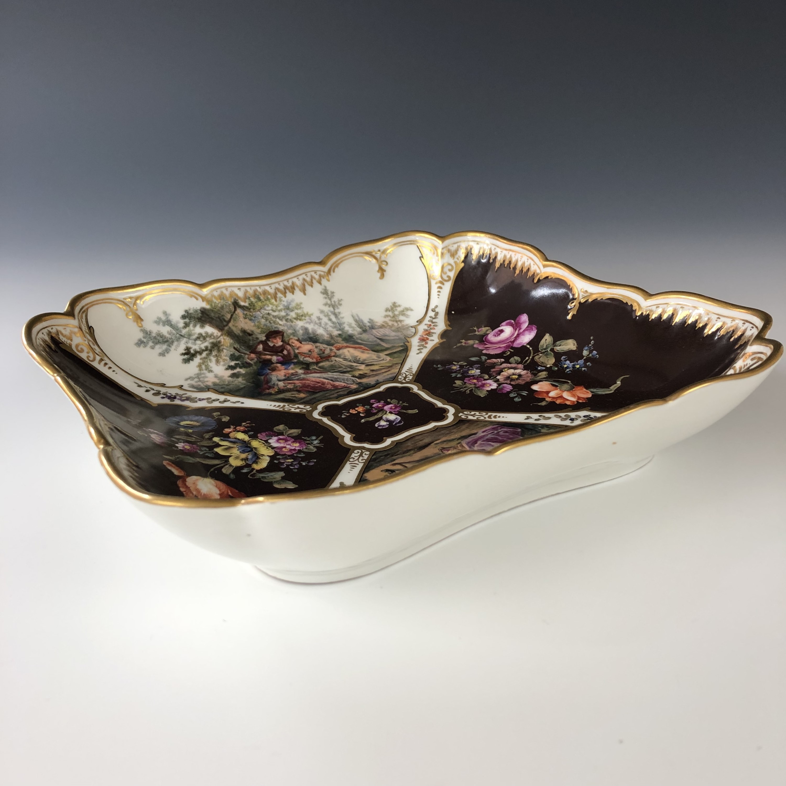 A 19th century Konigliche Porzellan Manufaktur / KPM of Berlin porcelain bowl, of rounded-square - Image 2 of 2