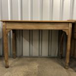 A Victorian oak side table, 105 x 50 x 73 cm