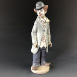 A Lladro clown figurine, 5472, 22 cm