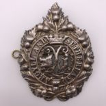 An Argyll & Sutherland Highlanders silver cap badge, Bent & Parker, Birmingham, date letter