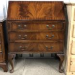 A mahogany bureau, 76 x 43 x 100 cm