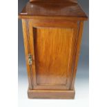 A Victorian mahogany bedside cabinet, 40 x 34 x 78cm