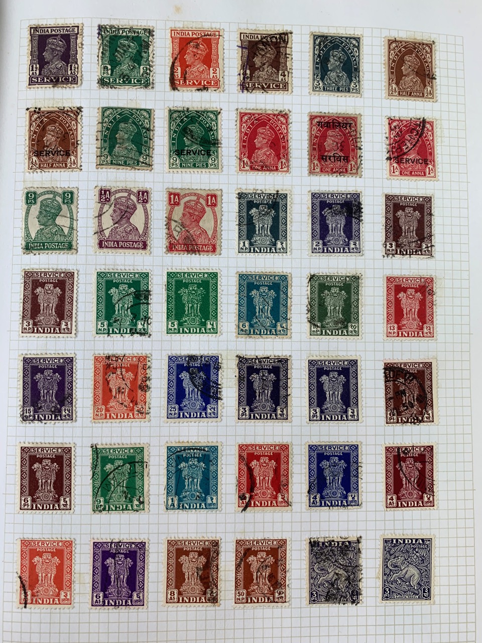 A vintage Stanley Gibbons "The Senator" stamp album containing an accumulation of QEII - Image 3 of 9