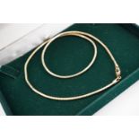 A contemporary 9ct gold necklace, 8.4g