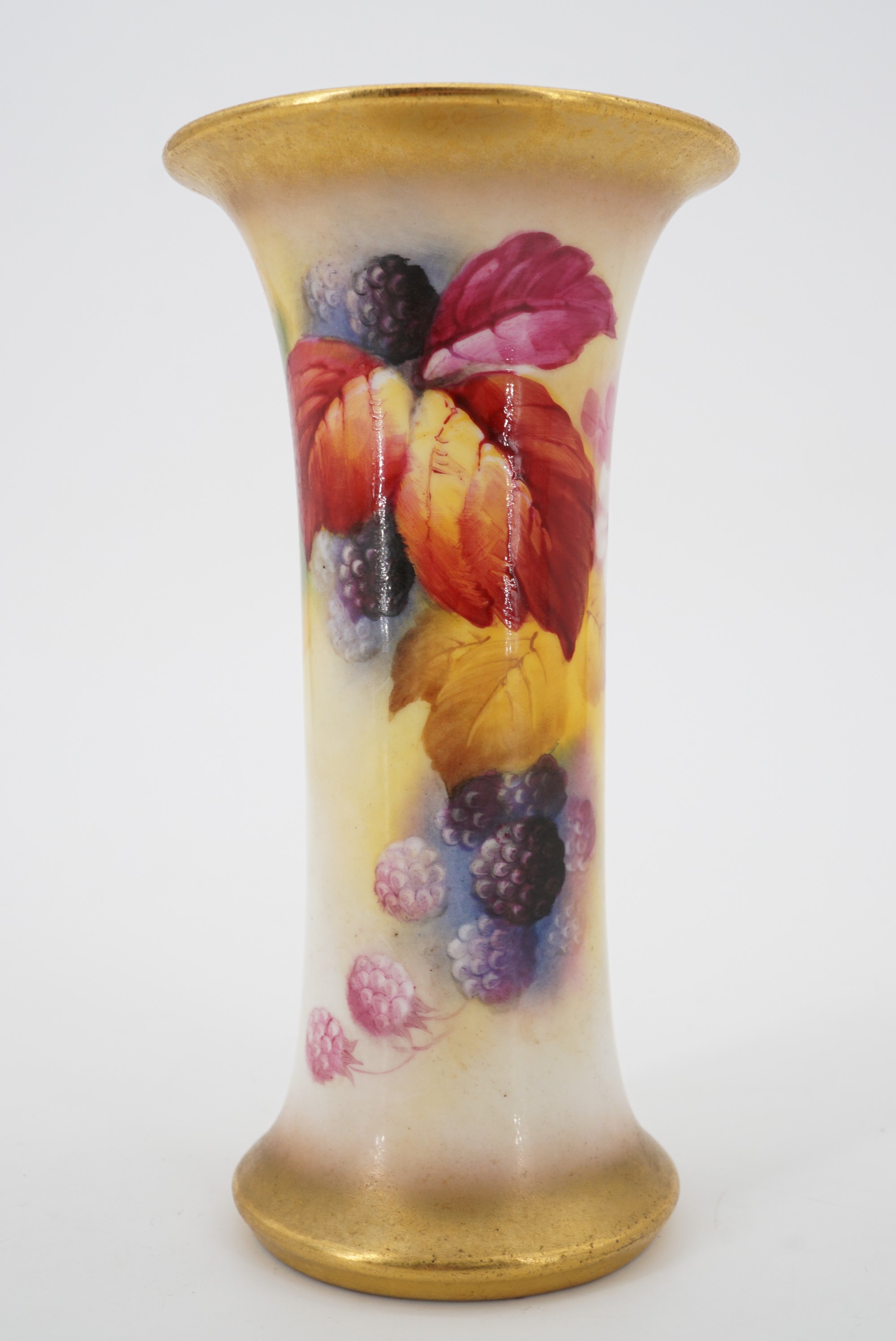 A Royal Worcester fruit study vase hand-painted by K Blake, pattern G 923, circa 1932, 15.5 cm