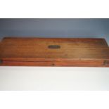 A Georgian mahogany gun case, approx 84 cm x 27 cm x 8 cm