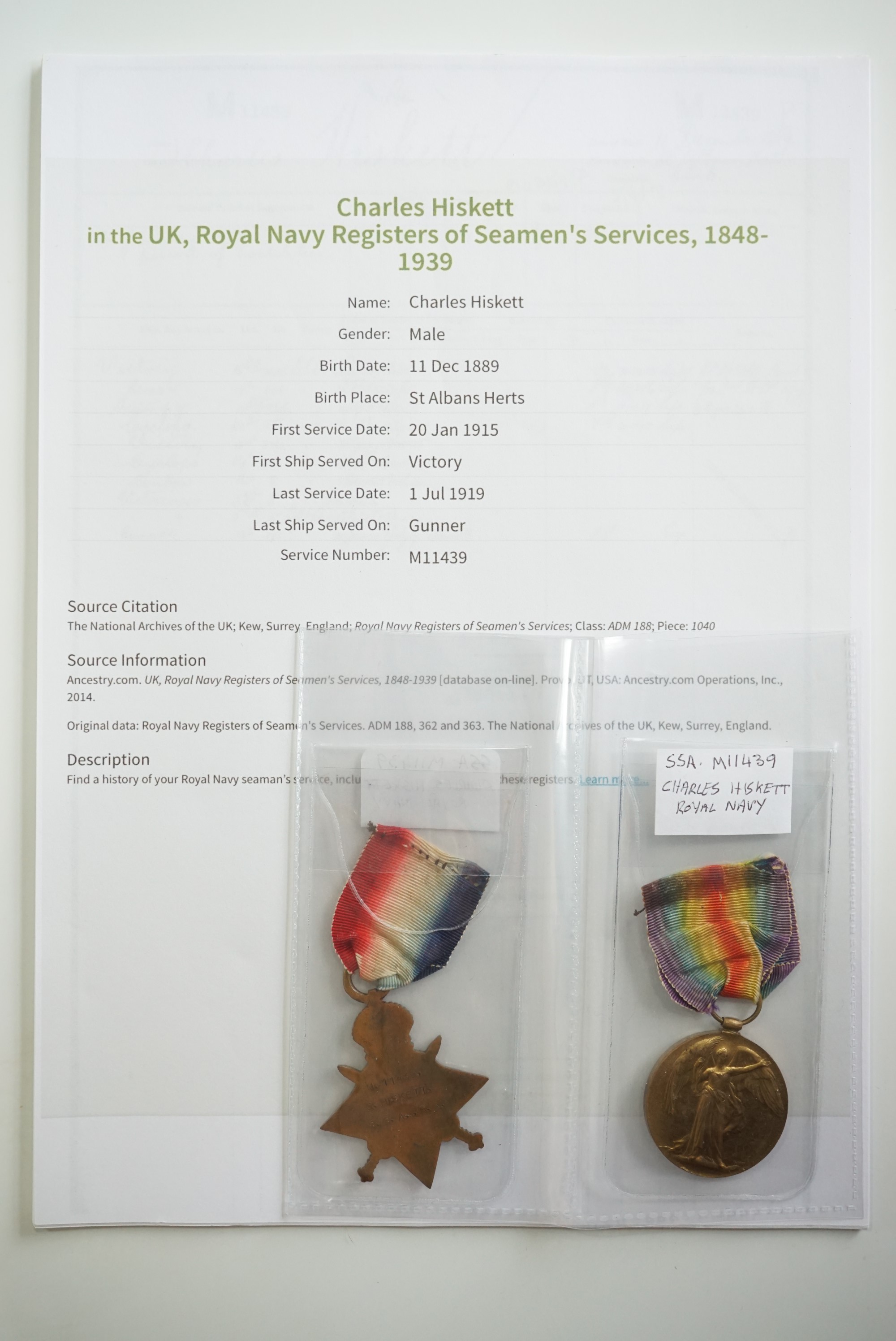 A 1914-15 Star and Victory medal to M 11439 C Hiskett, SSA, RN; 1914-15 Star and Victory medal to - Image 3 of 4