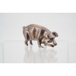 An Elizabeth II silver miniature pig, makers mark indistinct, London, 1992, 13.6g, 3 cm snout to