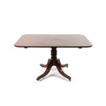 Mesa inglesa Regency abatible en madera de caoba, primer tercio del s.XIX. Fuste torneado con