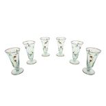 Lote de seis copas en cristal esmaltado con decoración floral, mediados del s.XX. Alt. máx.: 12,5