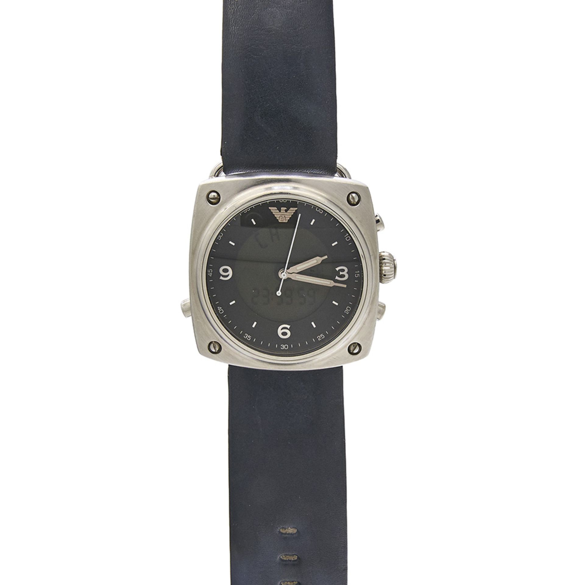 Reloj Emporio Armani de pulsera para caballero. En acero y correa de piel. Esfera negra con