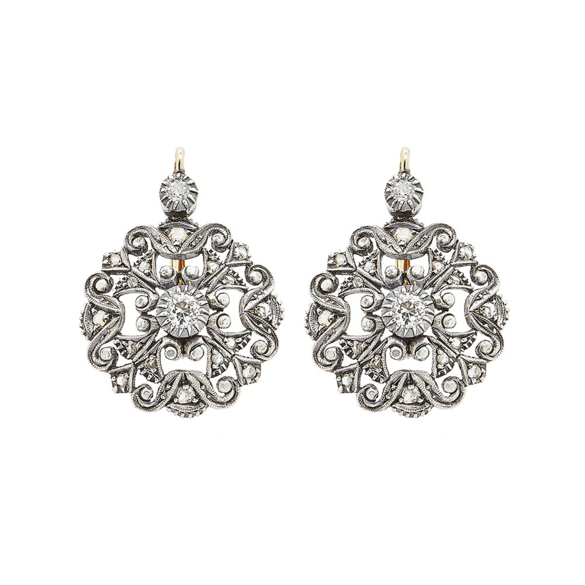 Pendientes estilo isabelino en oro y plata con diamantes tallas brillante antigua y rosa 3/3. Peso