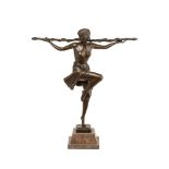 Escuela europea, fles. del s.XX. Dancer with Thyrsus. Escultura estilo Art Deco en bronce patinado
