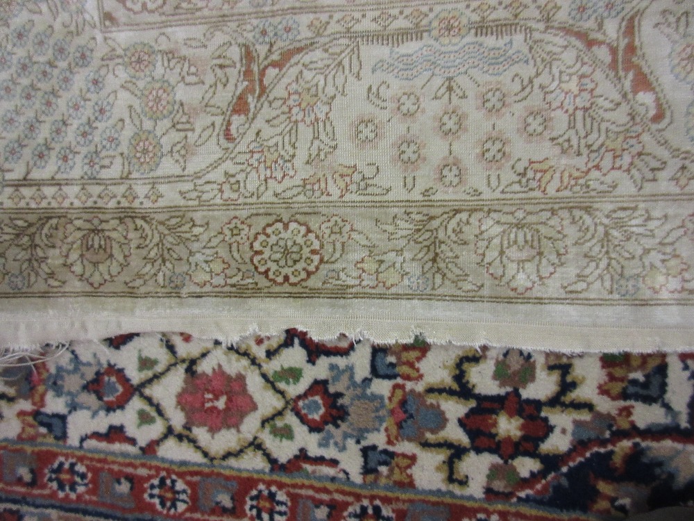 Small modern Turkish silk vase rug woven in pale shades (slight wear) CONDITION REPORT - Image 5 of 13