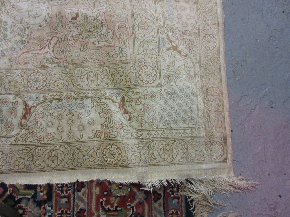 Small modern Turkish silk vase rug woven in pale shades (slight wear) CONDITION REPORT - Image 3 of 13