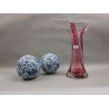 Pink and clear Art glass flared rim vase,