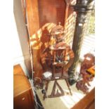 Good quality 18th Century oak and fruitwood spinning wheel