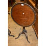 George III circular mahogany pedestal table with a tripod base (for restoration)