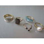 Five various 9ct gold dress rings