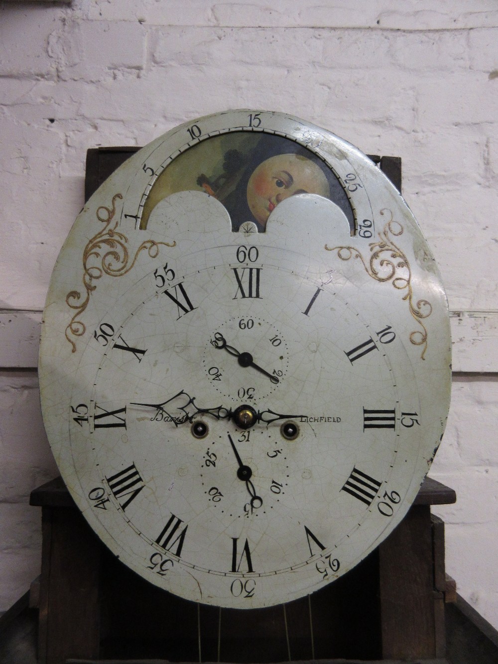 Unusual George III oak and mahogany crossbanded longcase clock, the swan neck pediment above an oval - Image 5 of 13