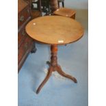 Victorian circular oak pedestal table on turned centre column and tripod support