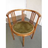 Early 20th Century stained beechwood and inlaid oval slat back corner chair with crossover stretcher