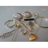 Small bag containing a quantity of various jewellery including two gold plated bangles etc