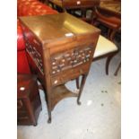 George III square mahogany washstand with a double hinged top enclosing brass basin etc (of later