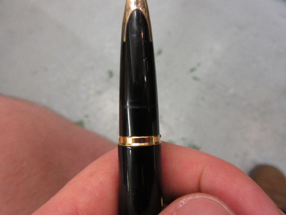Waterman fountain pen with an 18ct gold nib together with a Parker pen stand and a quantity of other - Image 6 of 19