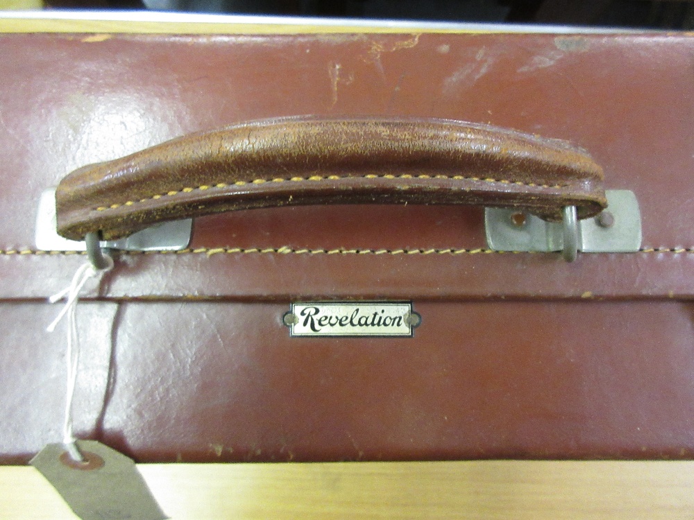 Mid 20th Century Revelation brown leather suitcase No bad smelling odours - Image 4 of 8