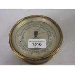 Early 20th Century circular brass cased thermometer/barometer with silvered dial, 4.75ins diameter