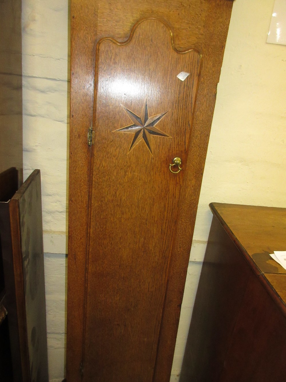 18th Century oak longcase clock, the square hood with flanking pilasters above a star inlaid - Image 3 of 6
