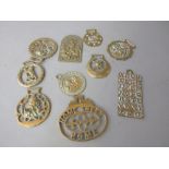 Small quantity of various horse brasses