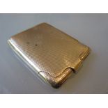 9ct Gold match book holder with engine turned decoration 27g